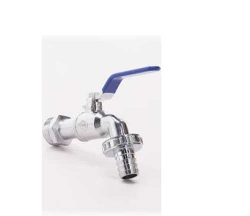 حنفية ماء كبيرة