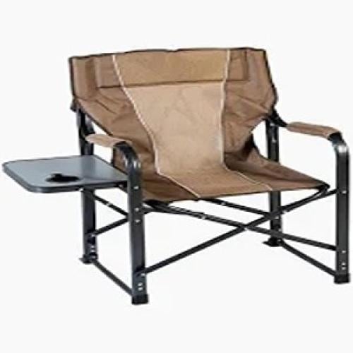 كرسي مع طاولة جانبية