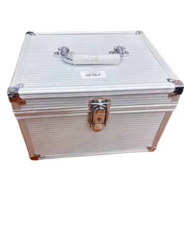 شنطة المونيوم مربعة