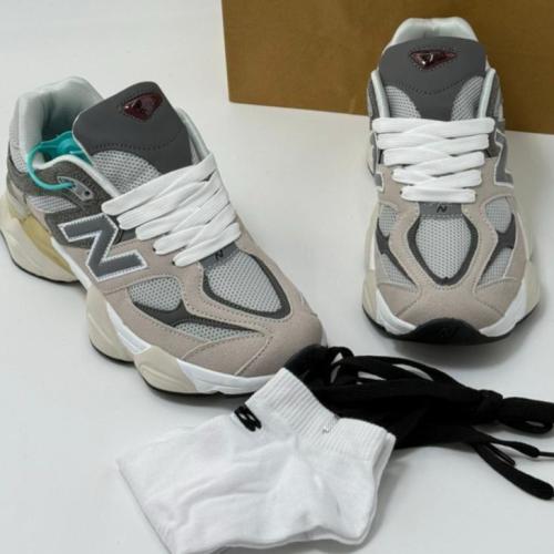 New balance اسود