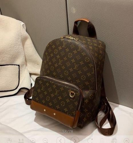 Louis Vuitton شنطة بني
