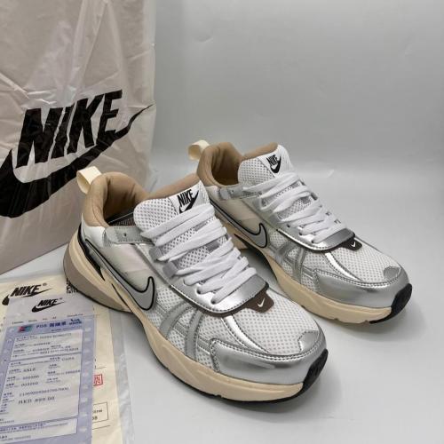 Nike p6000 نايك سلفر