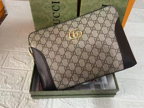 GUCCI شنطة باوتش بني