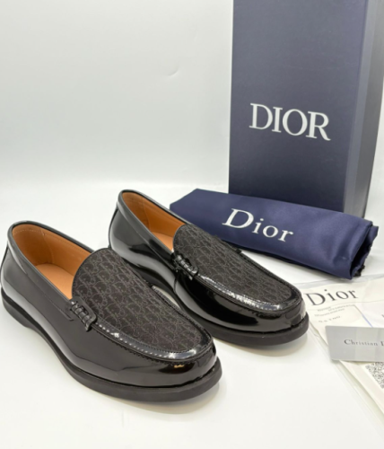 Christian Dior Loafer اسود