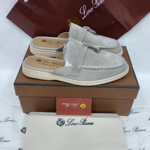 Loro Piana Loafer رمادي