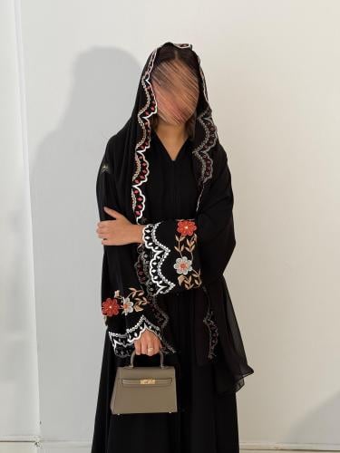عباية ورود