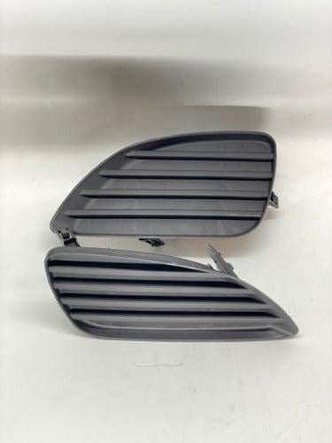Covers for Camry 2010-2011 headlights