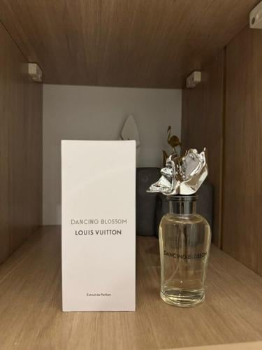 عطر Dancing Blossom100مل