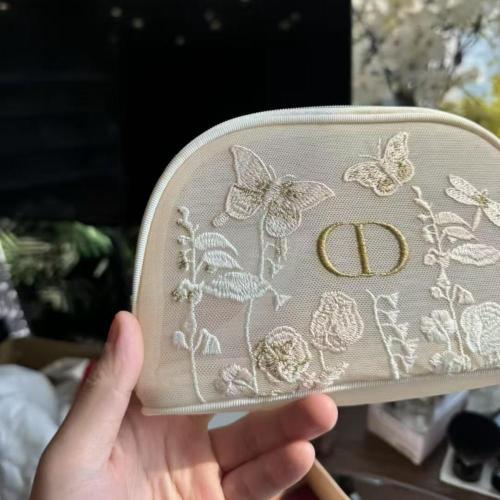 شنطة ديور جديده اصلية