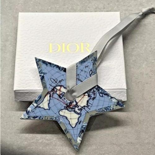 نجمة ديور أصلية آخر إصدار