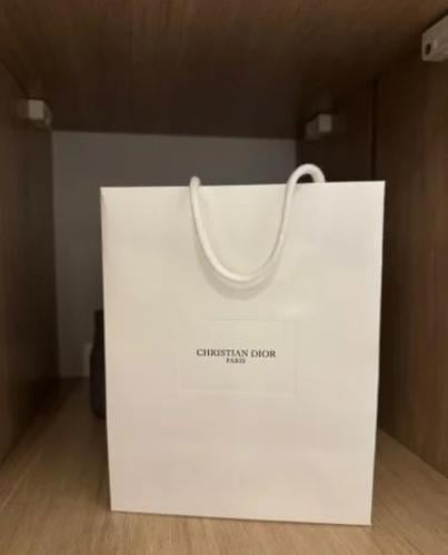 كيس ماركة كريستنان ديور