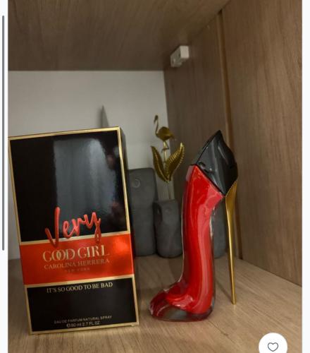 بخاخ عطر فري جود جيرل او دي بارفان للنساء من كارول...