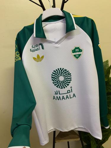 بلوفر الاهلي الابيض 2027