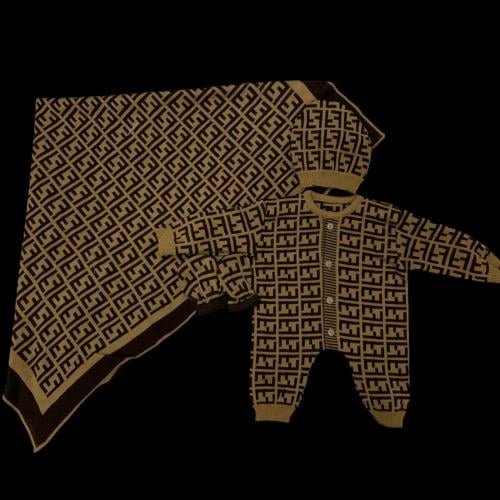 طقم مواليد