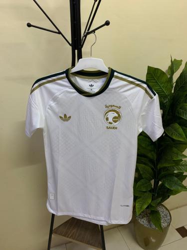 تيشيرت المنتخب الابيض 2026