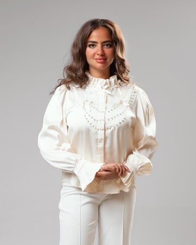 بلوزة ساتان بلون عنّابي فاخر