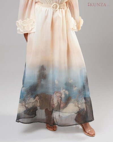 فستان منقوش أناقة بطابع فني خلاب