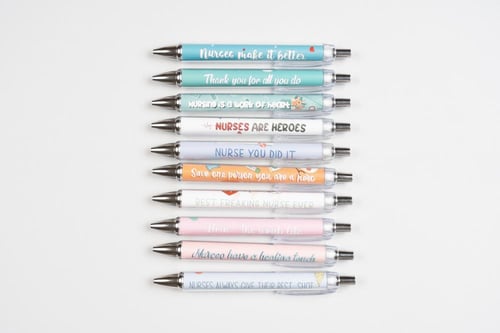 العرض النسائي من Uniform of Brothers الشامل — لابك...