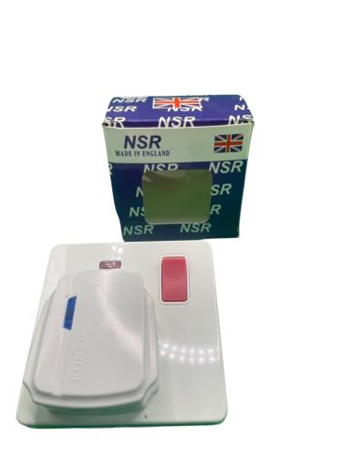 مفتاح كامل 32 امبير ENGLAND كود # 1030