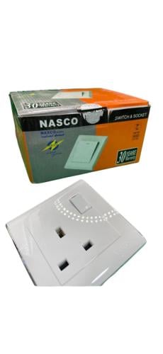 بريزة مع مفتاح 7*7 ابيض اسكو -NASCO كود 1618