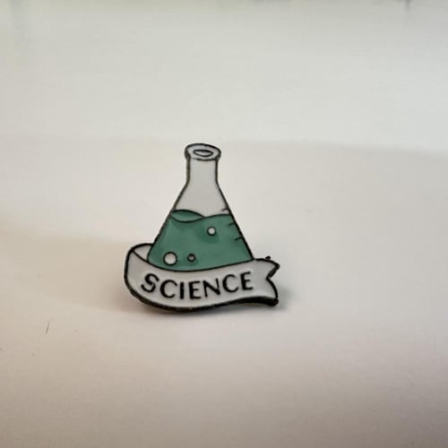 بروشات عدد ٥ | كيمياء ومعمل