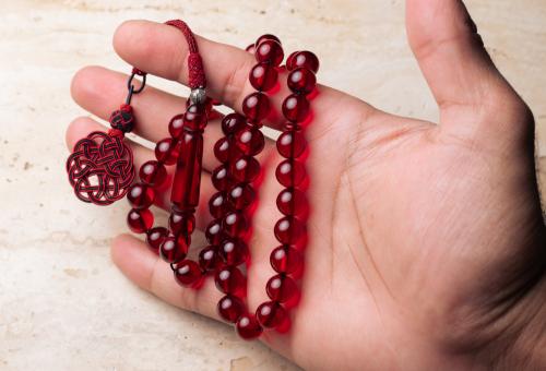 Red cherry transparent contact lenses