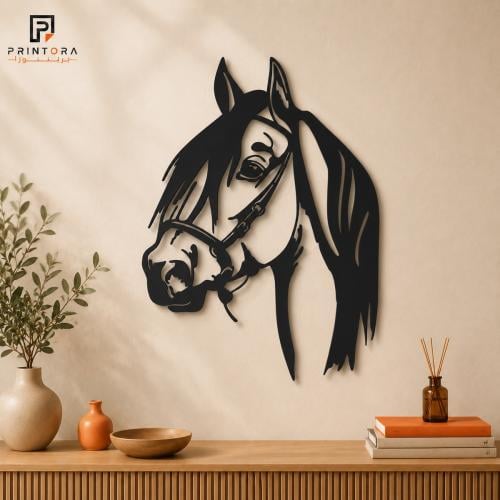 لوحة جدارية أكريليك بتصميم وجه حصان باللجام