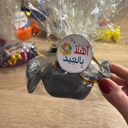 ميني كاندي بوكس بألوان متعددة مع تعبئة وتغليف ( للحبة)