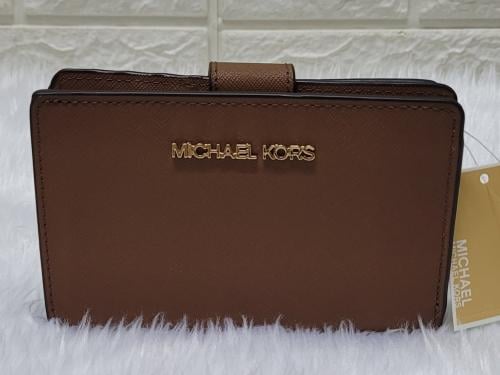 محفظة مايكل كورس Michael Kors CornerZip Medium Bifold wallet