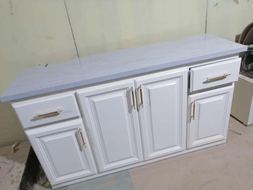 بوفيه مقاس مترين بسطح بديل رخام