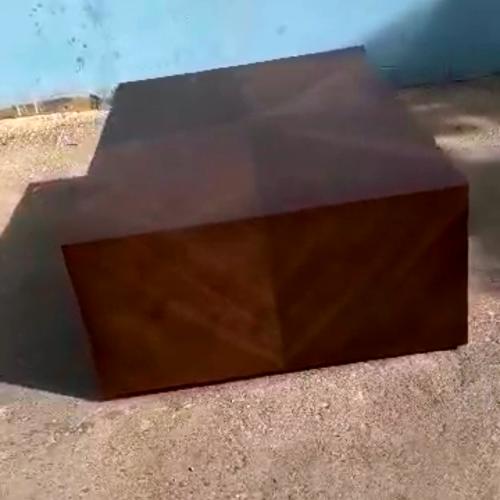 طاولة قشره جوز