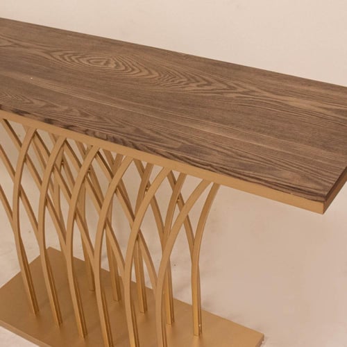 كونسول حديد وسطح خشبي