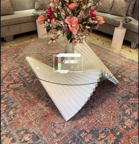 طاولة قهوة دئرة القطر متر+٤خدمه