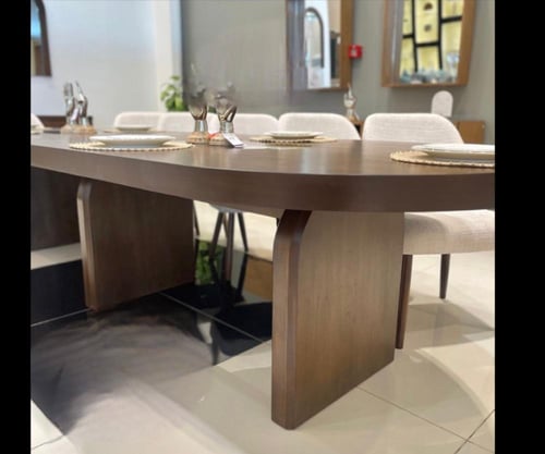 طاوله طعام مع ١٠كرسي