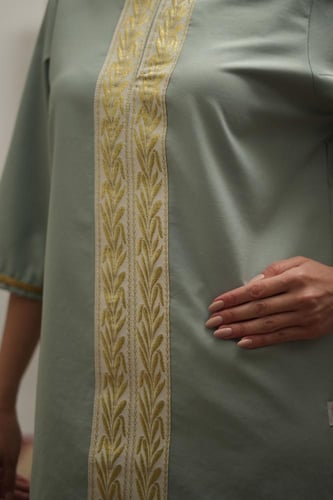 يونيفورم عاملة منزل شريط عالصدر مينت جرين