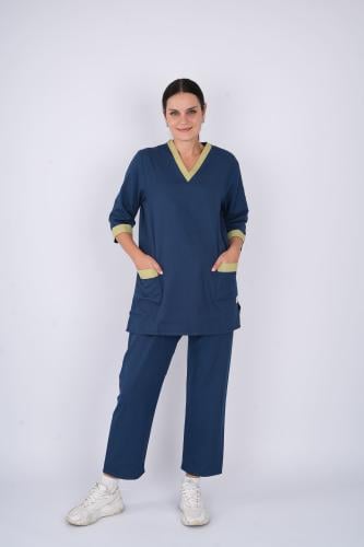 يونيفورم عاملة منزل كحلى