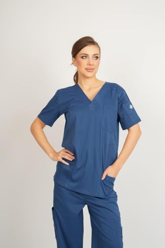 يونيفورم طبي نسائي بترولي برو