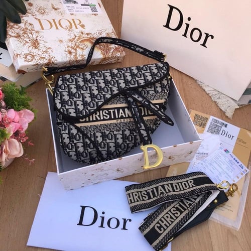 شنطة ديور نيو