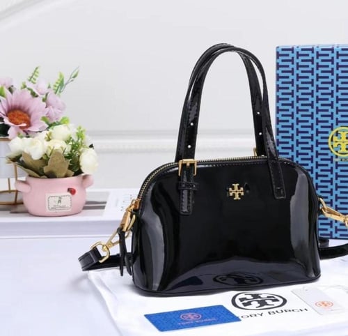 شنطة توري بورش