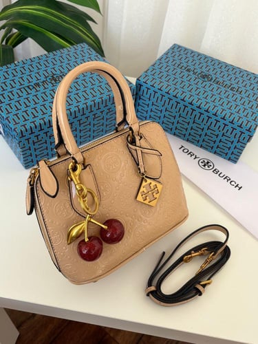 شنطة توري بورش