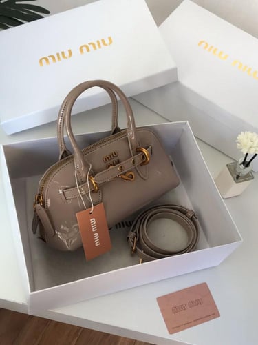 شنطة ميو ميو