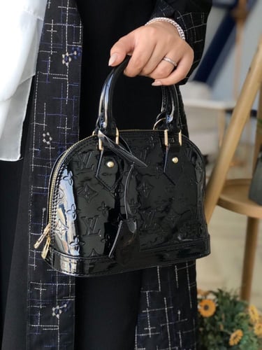 شنطة لويس فيتون جلد