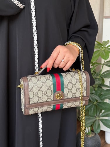 شنطة قوتشي