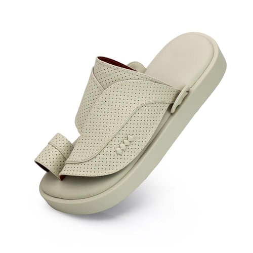 حذاء شرقي كلاسيك منقط سكري