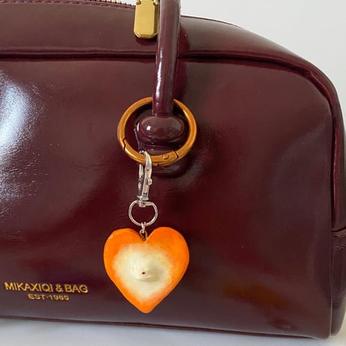 ميدالية القلب بعين - اعادة تنفيذ