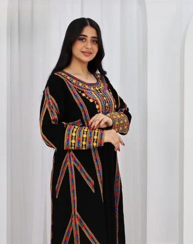 الفخمه الام والبنت