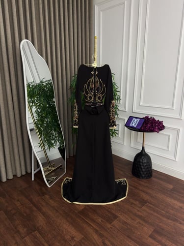 جلابيه سهره مطرزه فخمه اسود