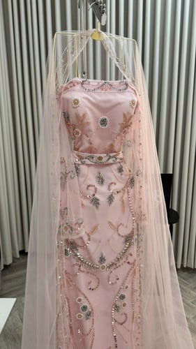 فستان سهره مطرز فخم وردي