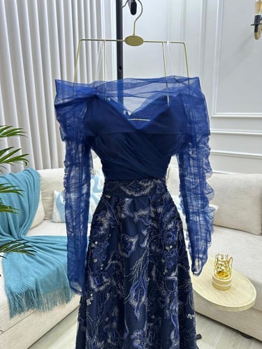 فستان سهره مطرز فخم كحلي