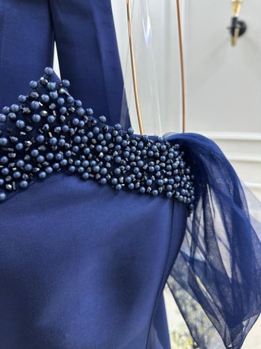 فستان سهره مطرز فخم كحلي